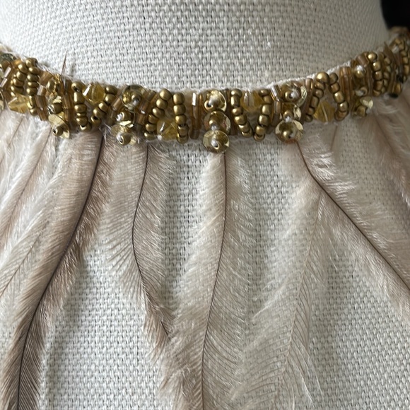 Feather Choker Necklace with gold beads - Picture 2 of 4